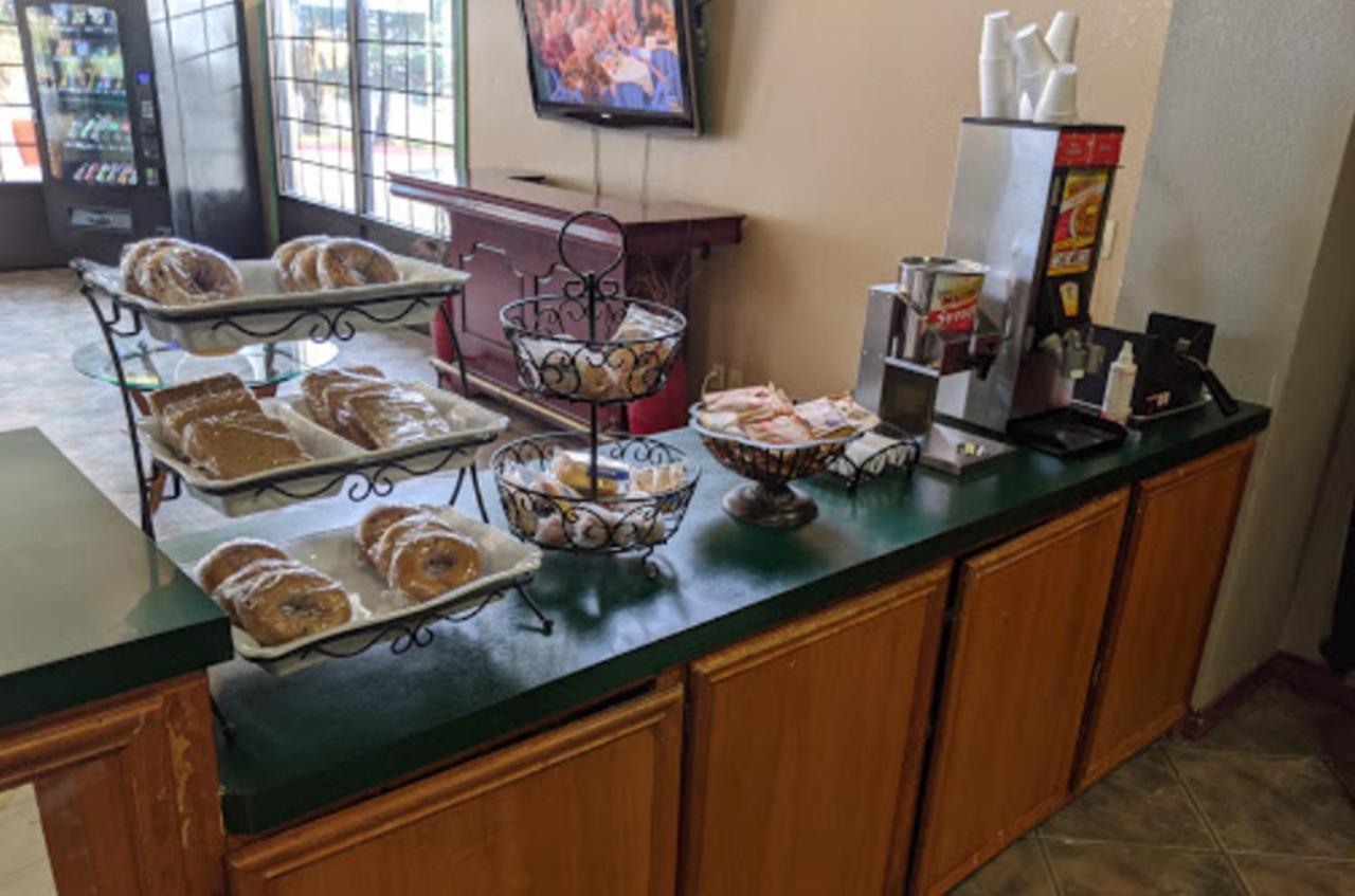 Atrium Inn ฟอร์ตสต็อกตัน ภายนอก รูปภาพ