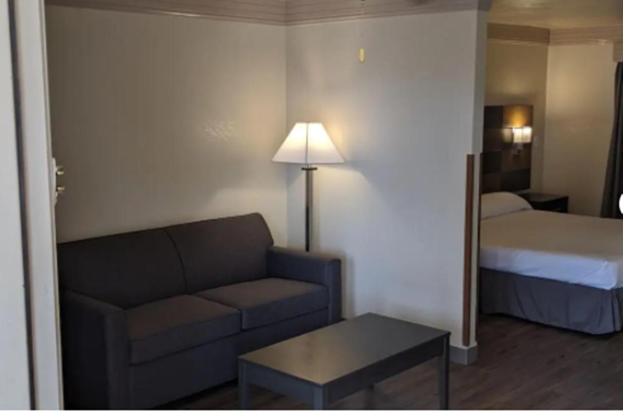 Atrium Inn ฟอร์ตสต็อกตัน ภายนอก รูปภาพ