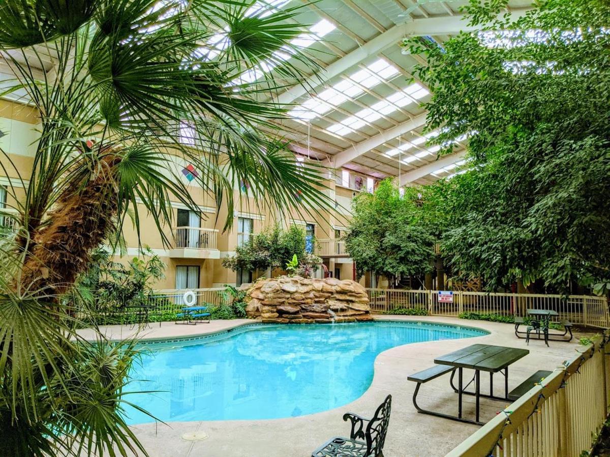 Atrium Inn ฟอร์ตสต็อกตัน ภายนอก รูปภาพ